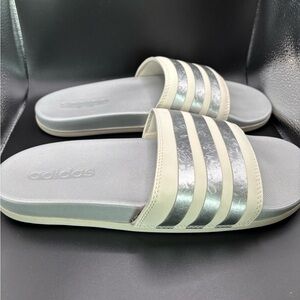 Adidas ADILETTE SLIDES Sandals Silver Size 8 New in Box